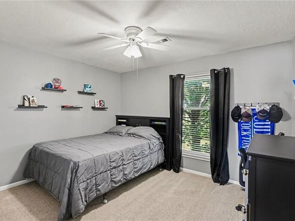 15249 W 139th Terrace, Olathe, KS 66062