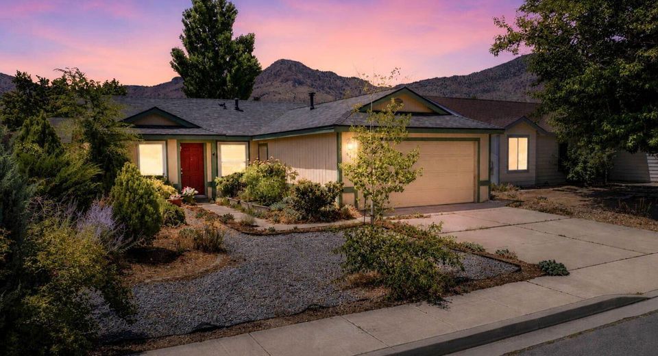 121 Fortune Drive, Dayton, NV 89403 Photo
