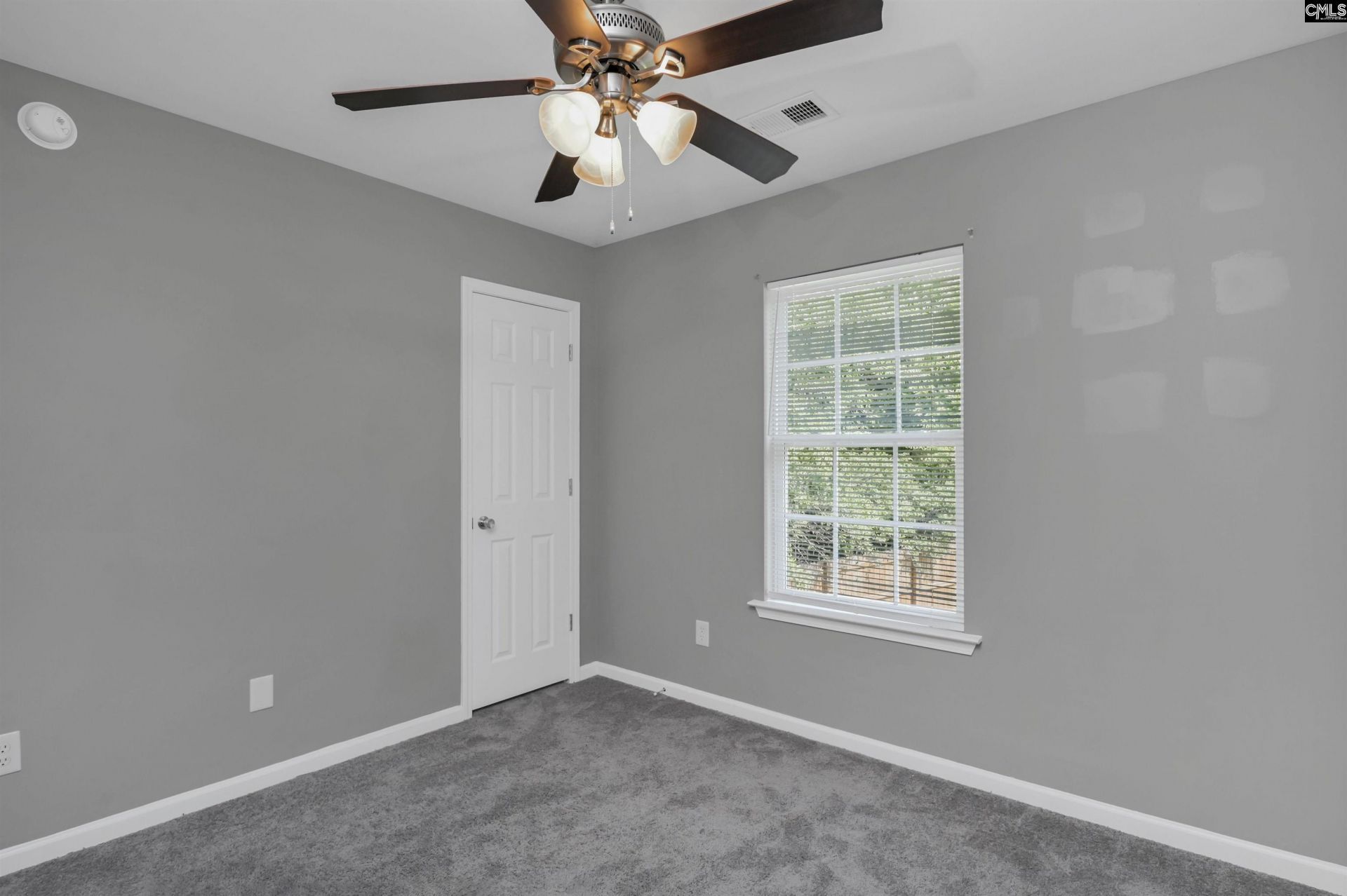 101 Saskatoon Drive Photo 29