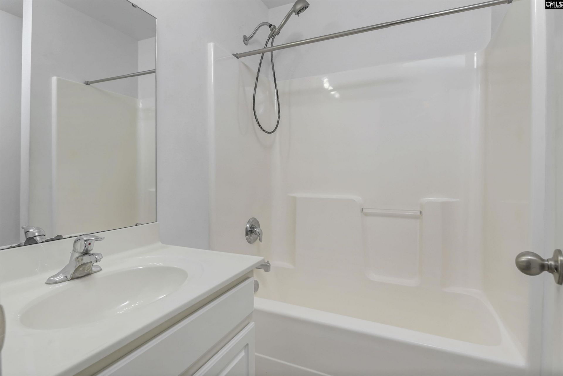 101 Saskatoon Drive Photo 30