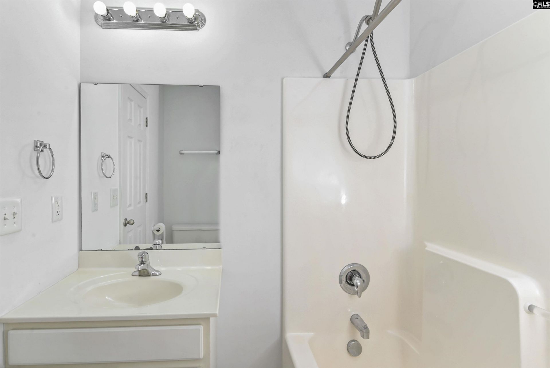 101 Saskatoon Drive Photo 31