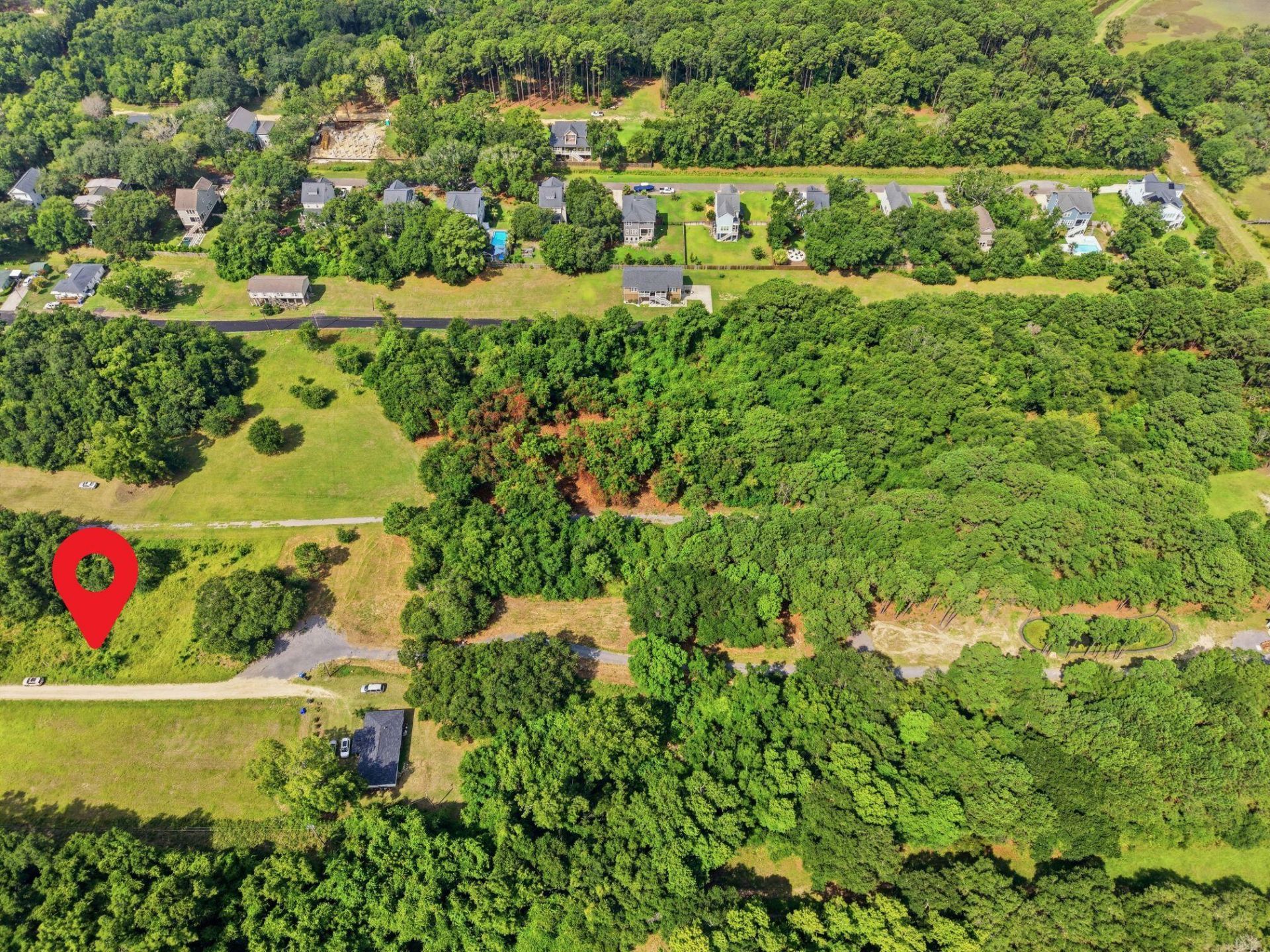 2033 Holly Creek Road Photo 12