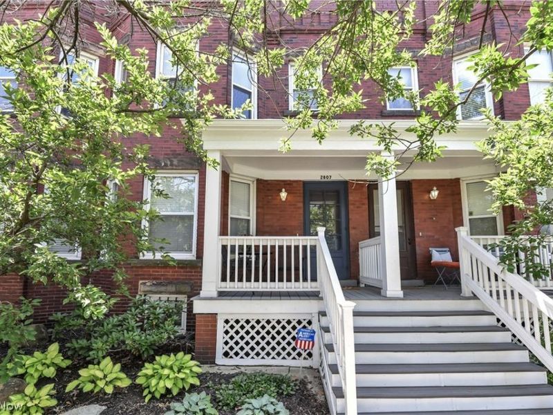 2807 Clinton Avenue, Cleveland, OH 44113 Photo 1