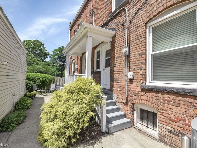 2807 Clinton Avenue, Cleveland, OH 44113 Photo 26