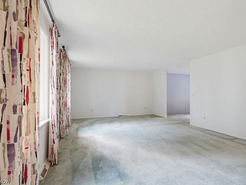 9110 Idlewood Drive, Mentor, OH 44060 Photo 8