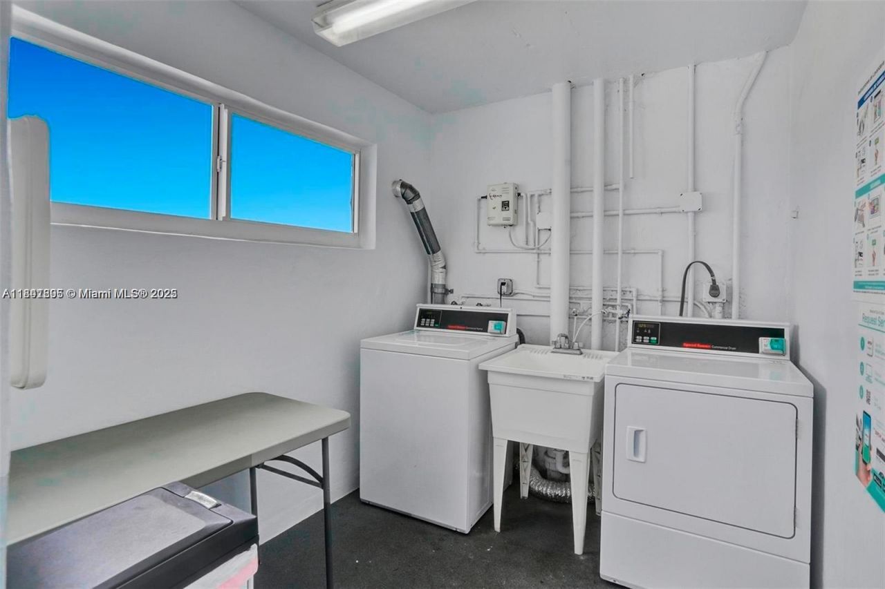 1045 10th St , Unit 907, Miami Beach, FL 33139 Photo