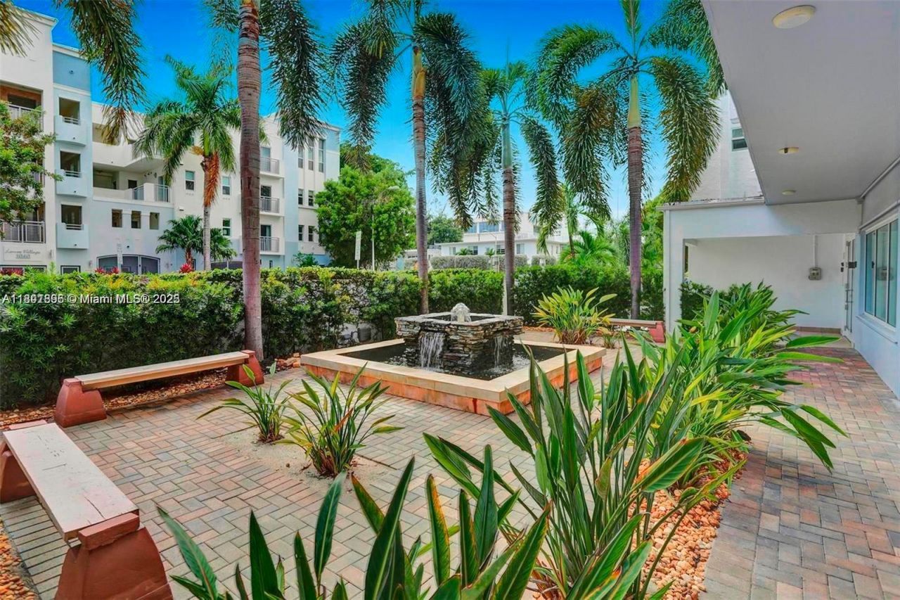 1045 10th St , Unit 907, Miami Beach, FL 33139 Photo
