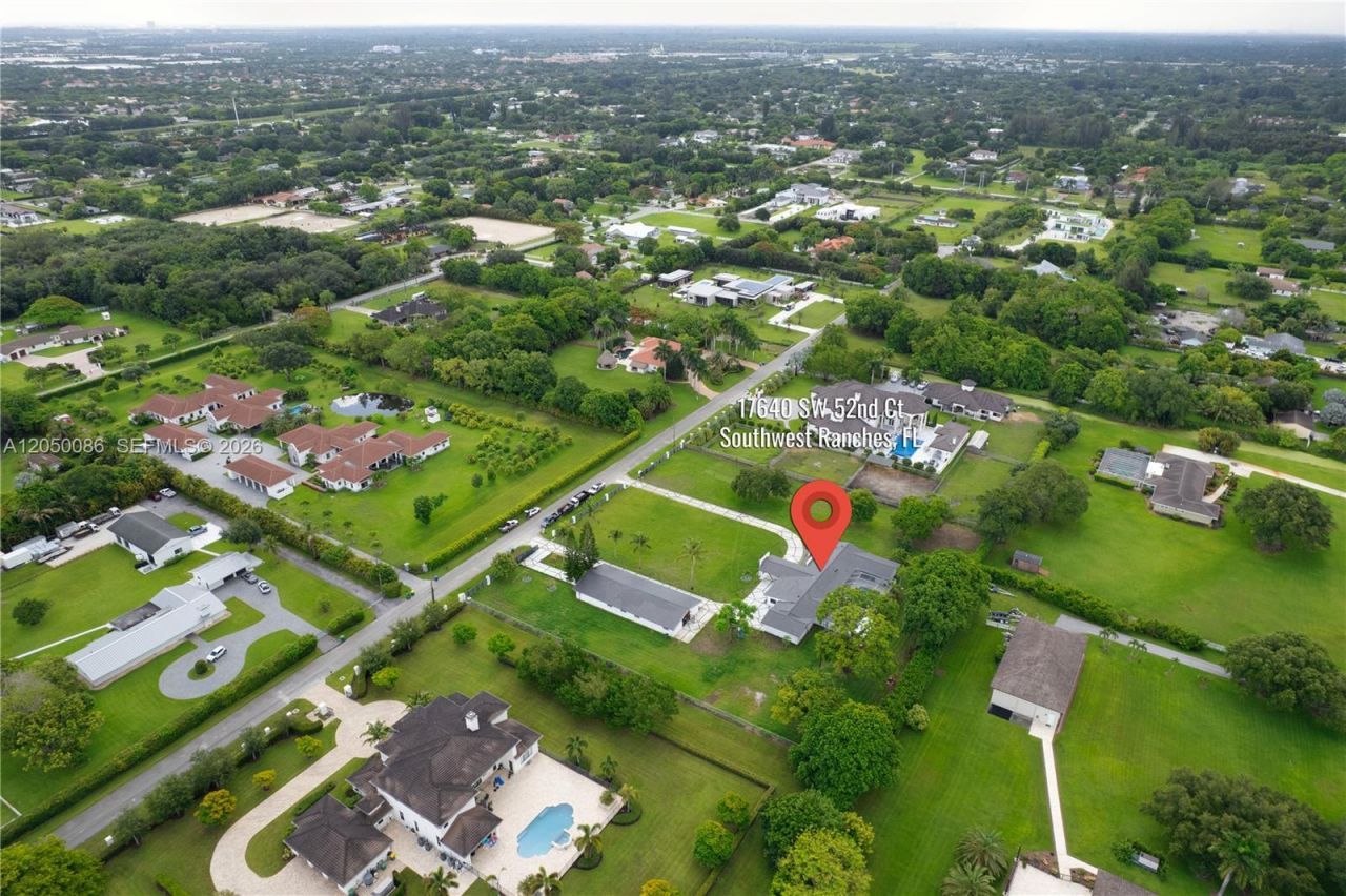 17640 SW 52nd Ct, Southwest Ranches, FL 33331 Photo