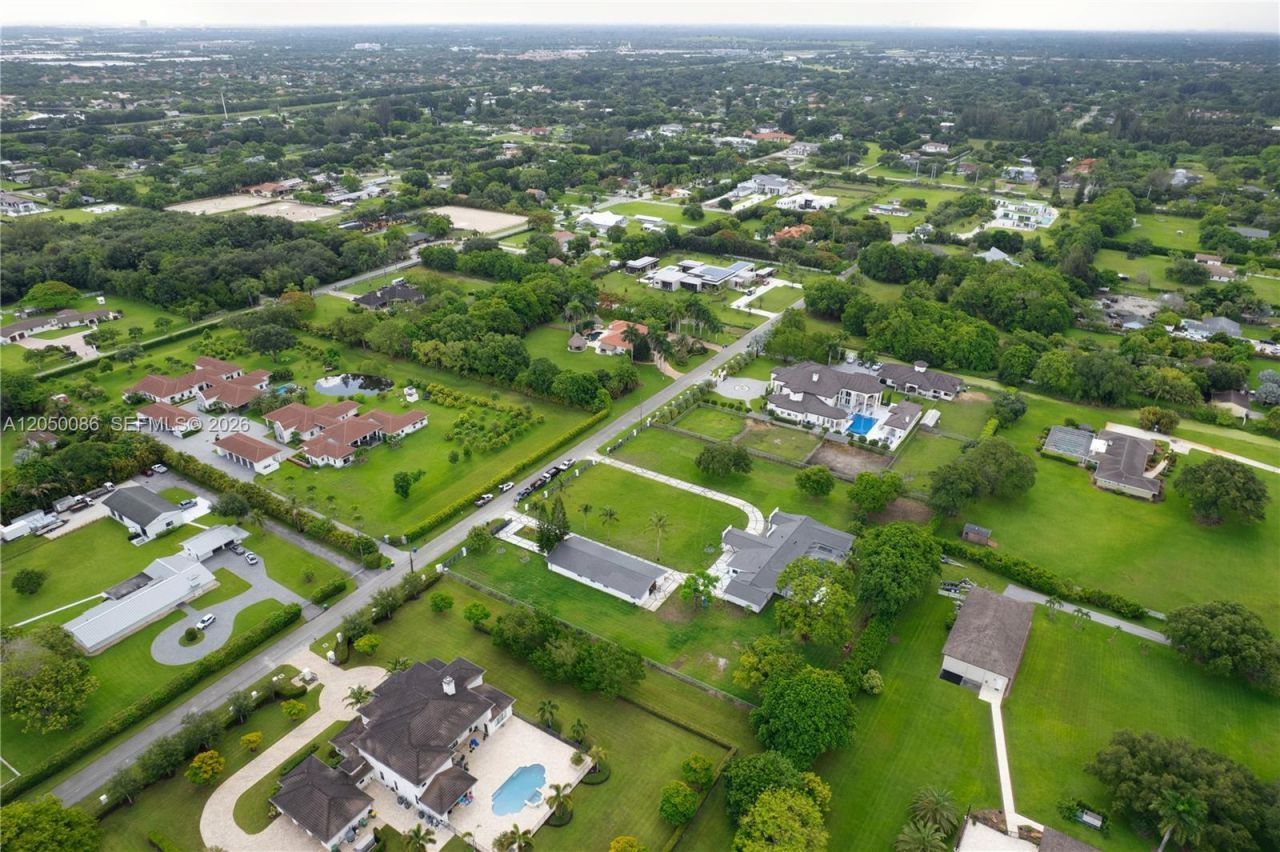17640 SW 52nd Ct, Southwest Ranches, FL 33331 Photo