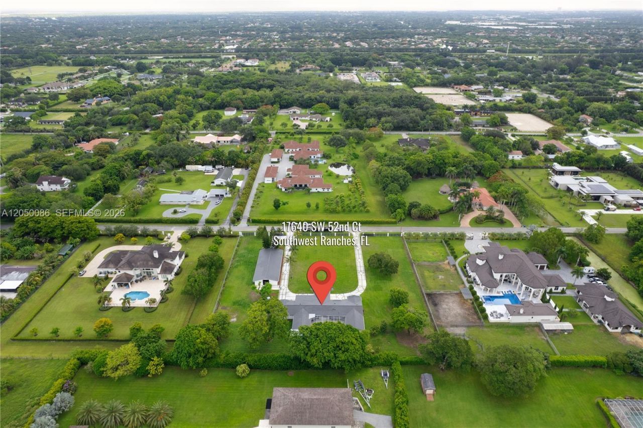 17640 SW 52nd Ct, Southwest Ranches, FL 33331 Photo
