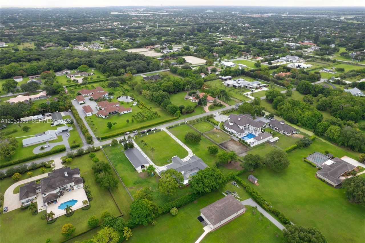17640 SW 52nd Ct, Southwest Ranches, FL 33331 Photo
