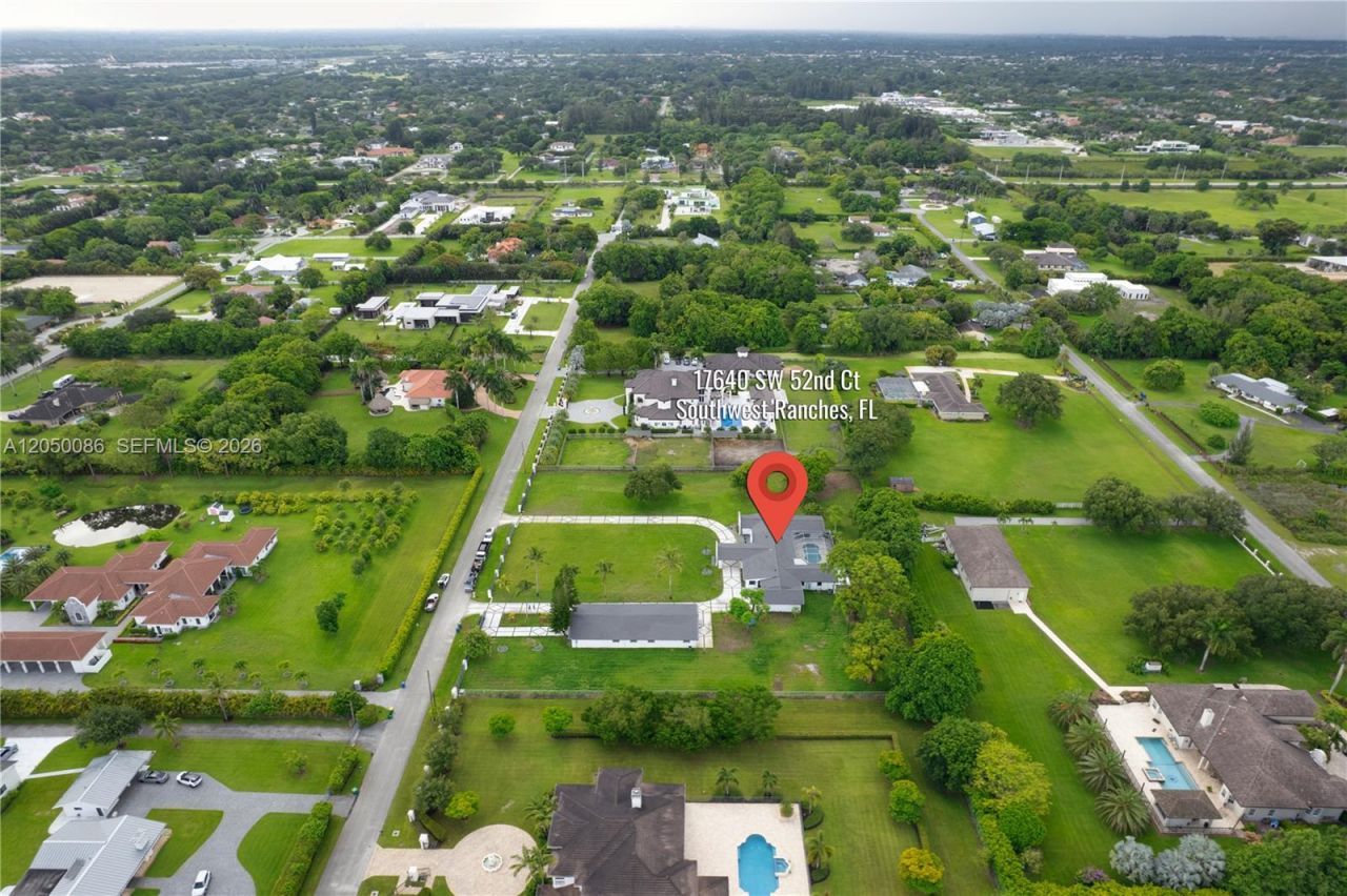 17640 SW 52nd Ct, Southwest Ranches, FL 33331 Photo