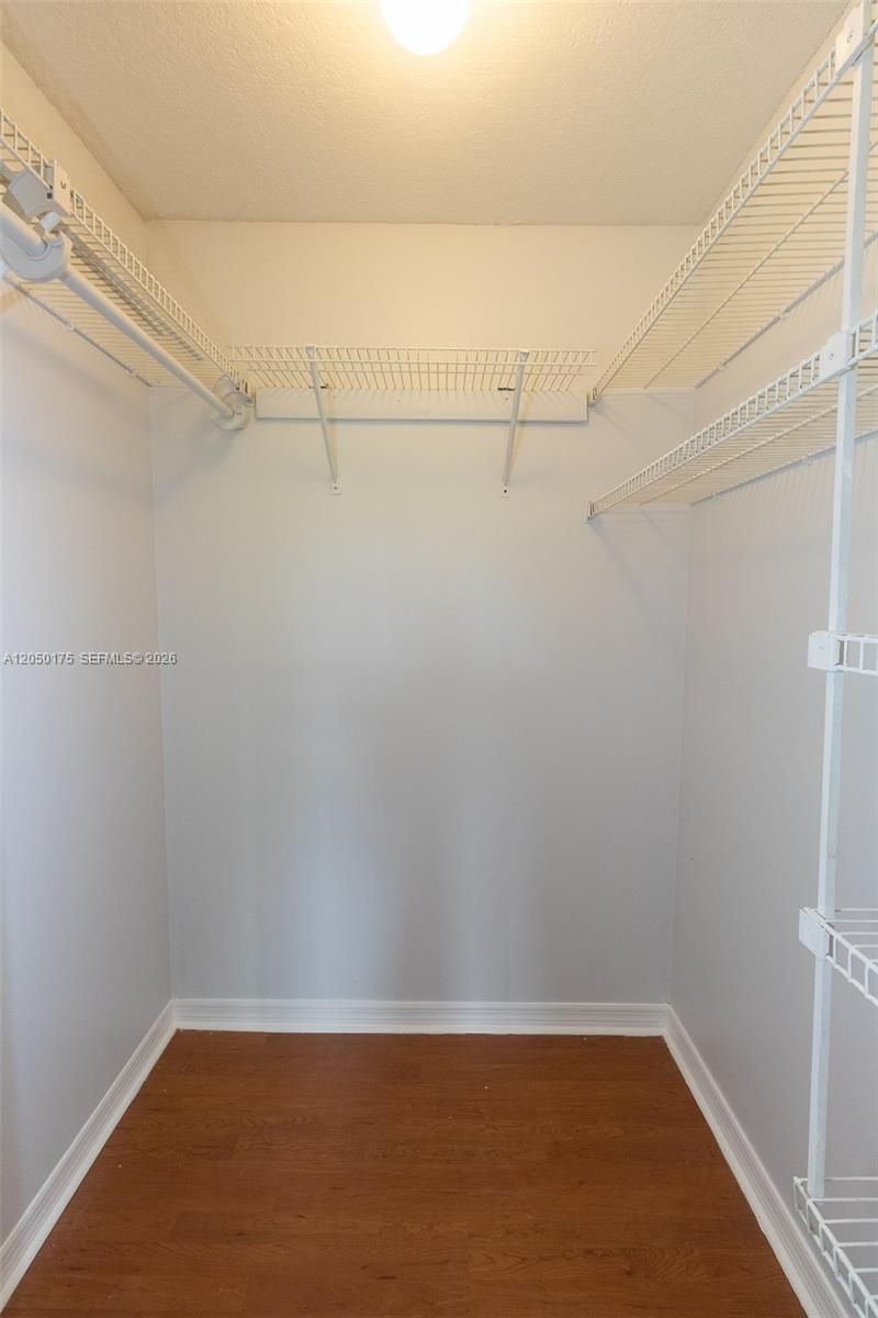 18308 NW 68th Ave, Unit L, Hialeah, FL 33015 Photo