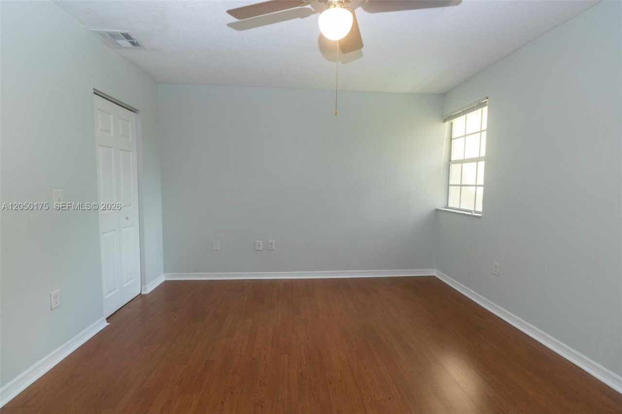 18308 NW 68th Ave, Unit L, Hialeah, FL 33015 Photo