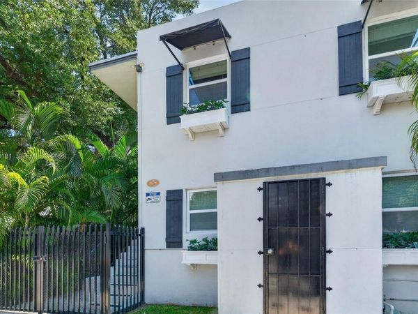 3676 Oak Ave , Unit 6, Miami, FL 33133