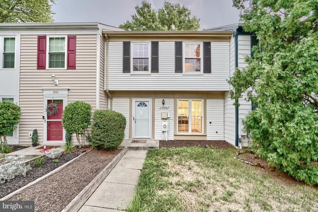 2266 PRINCE OF WALES COURT, BOWIE, MD 20716
