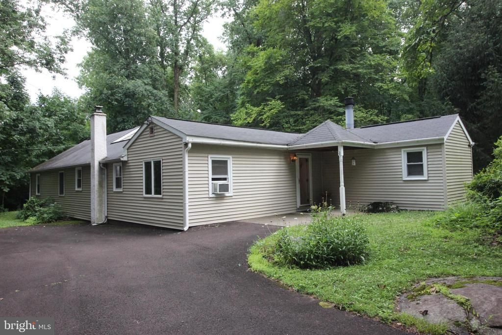 1926 Bethlehem Pike, Sellersville, PA 18960 Main Photo