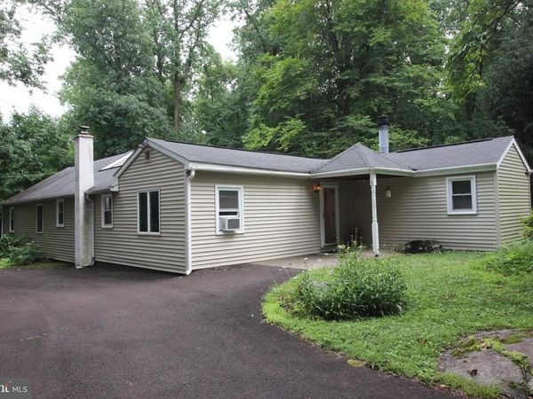 1926 BETHLEHEM PIKE, SELLERSVILLE, PA 18960