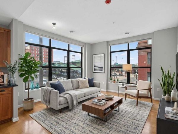 270 4th Street E, Unit 102, Saint Paul, MN 55101