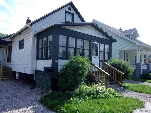 1324 Wells Street, Port Huron, MI 48060