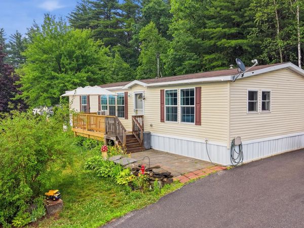 26 Melendy Road, Unit 34, Milford, NH 03055