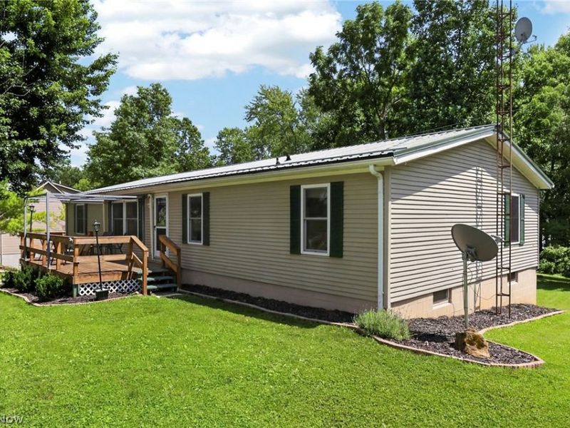 23393 Hideaway Drive, Senecaville, OH 43780 Photo 4
