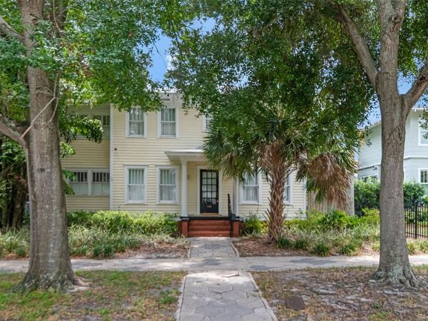 126 8TH AVENUE NE, ST PETERSBURG, FL 33701