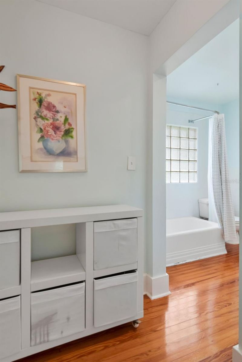 126 8th Avenue Ne, Saint Petersburg, FL 33701 Photo