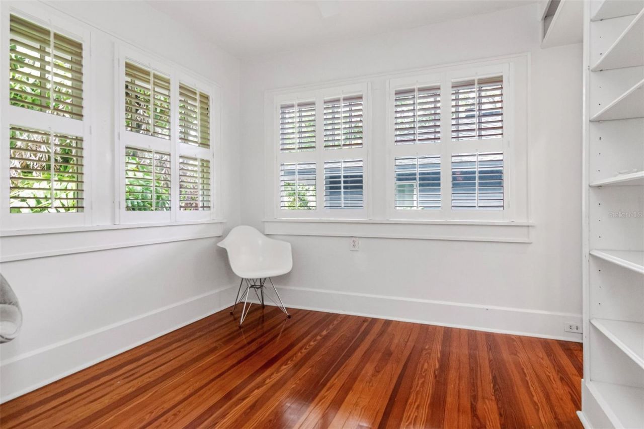 126 8th Avenue Ne, Saint Petersburg, FL 33701 Photo