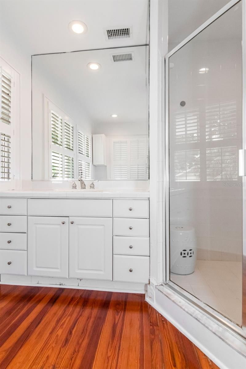 126 8th Avenue Ne, Saint Petersburg, FL 33701 Photo