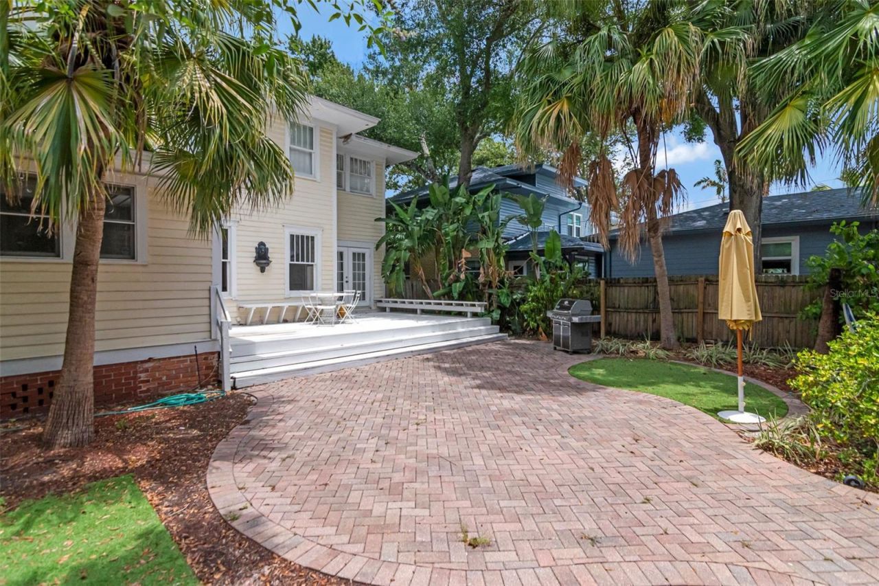 126 8th Avenue Ne, Saint Petersburg, FL 33701 Photo