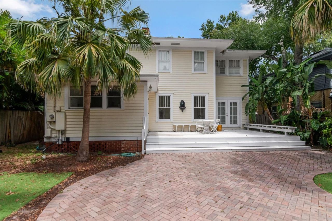 126 8th Avenue Ne, Saint Petersburg, FL 33701 Photo