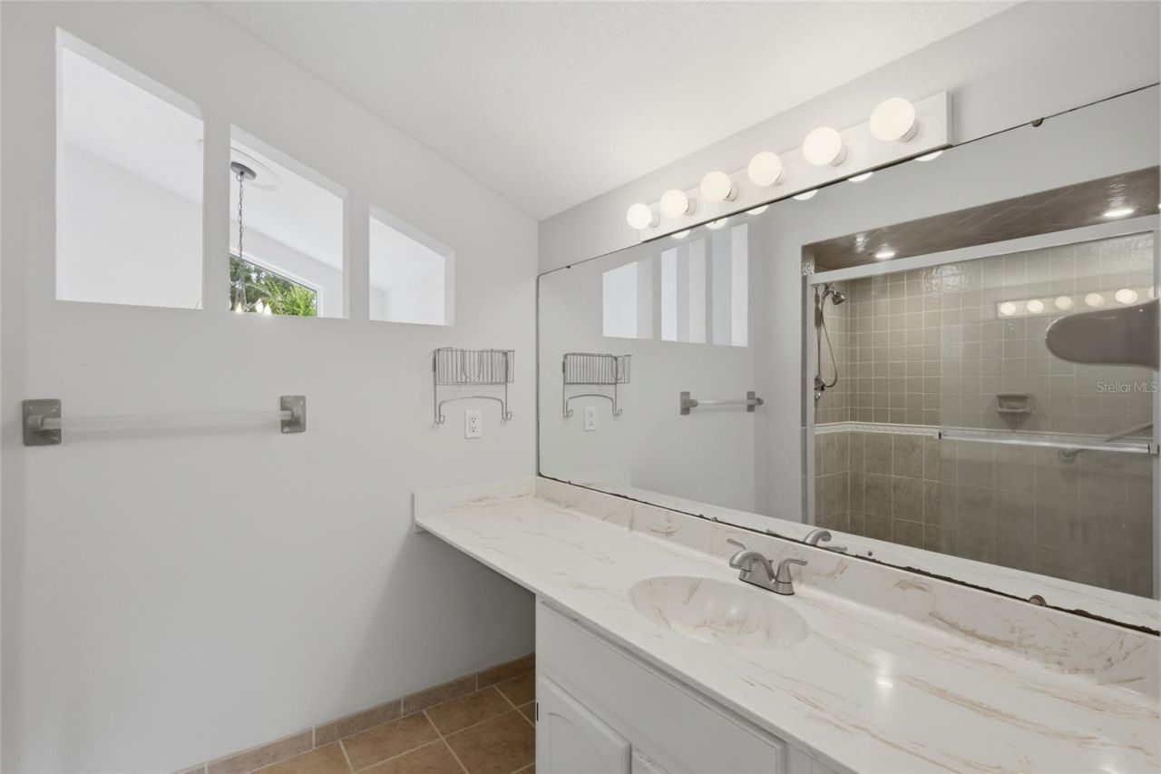3404 62nd Street E, Bradenton, FL 34208 Photo