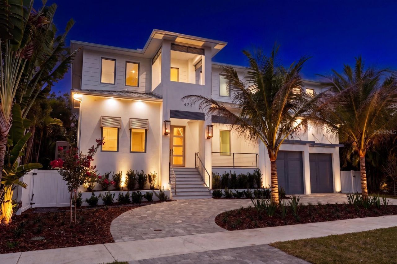 423 S Royal Poinciana Drive, Tampa, FL 33609 Photo