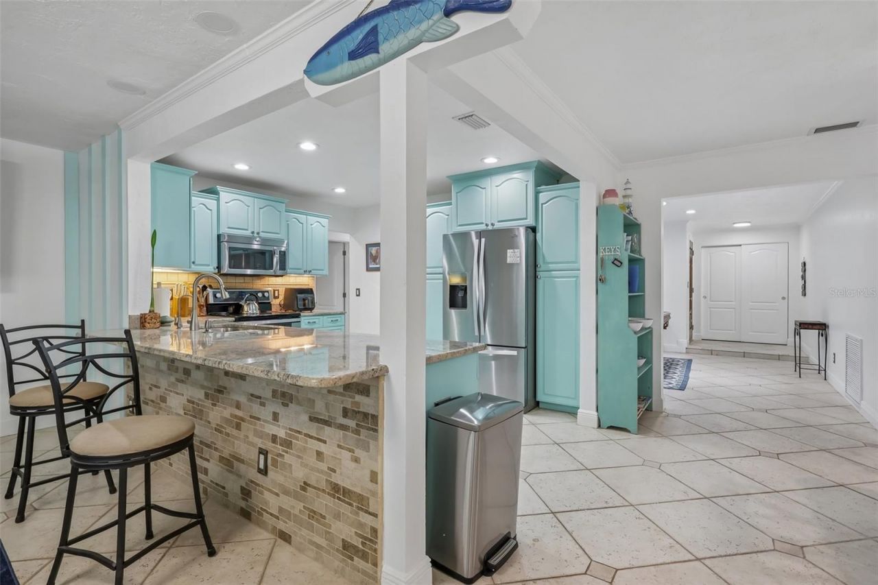 13801 87th Avenue, Seminole, FL 33776 Photo