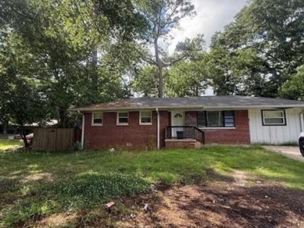 4141 Thurman Road , Forest Park, GA 30297