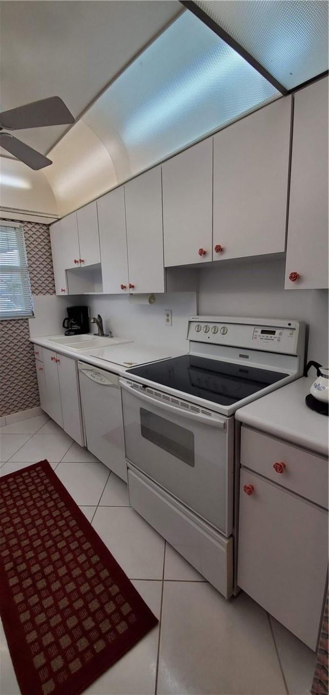 1107 Cir Terrace W, Delray Beach, FL 33445 Photo