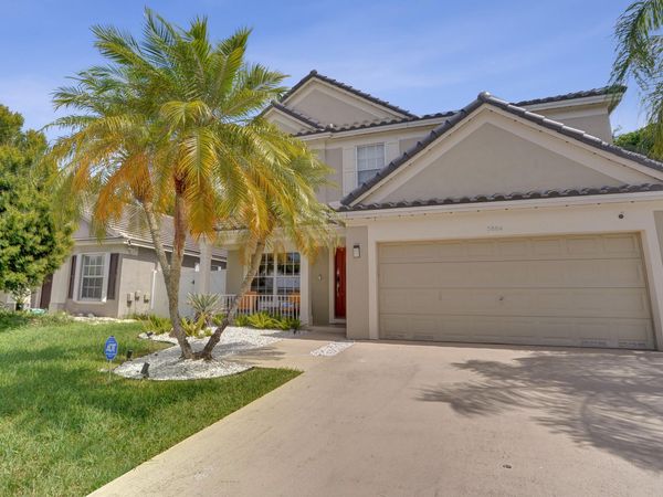5884 N Plum Bay Parkway, Tamarac, FL 33321