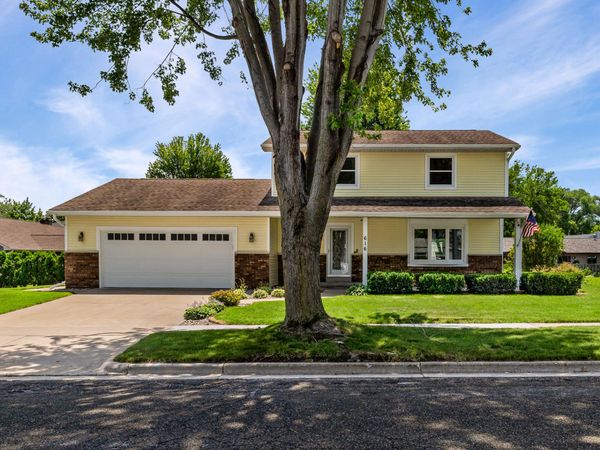 616 Grove St, Onalaska, WI 54650