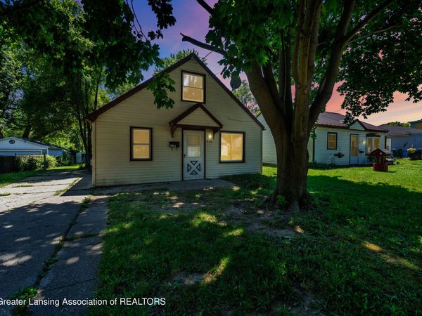 816 E Harris Street, Lansing, MI 48906