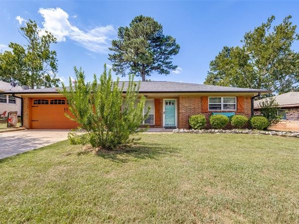 2506 Easy Street , Denison, TX 75020