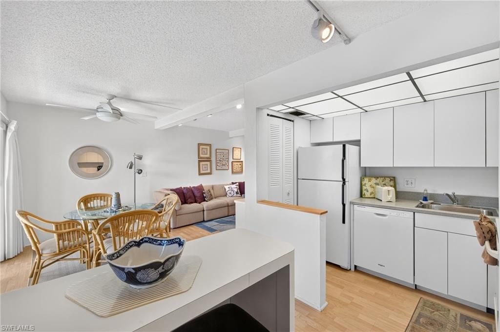 1250 Tennisplace Ct, Unit E22, Sanibel, FL 33957 Photo