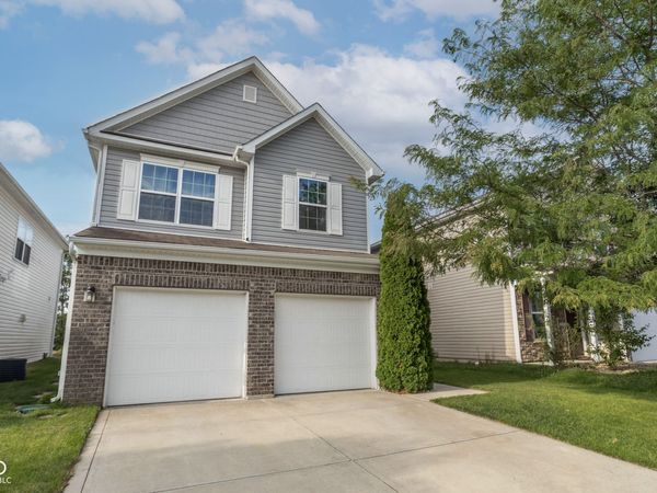 2483 Shadow Bend Drive, Columbus, IN 47201
