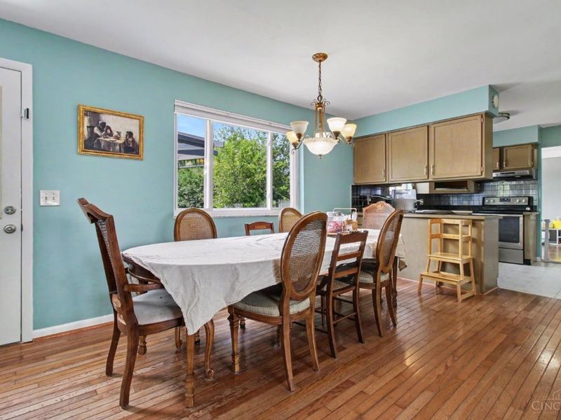 8493 Cheviot Road, Cincinnati, OH 45247 Photo 5