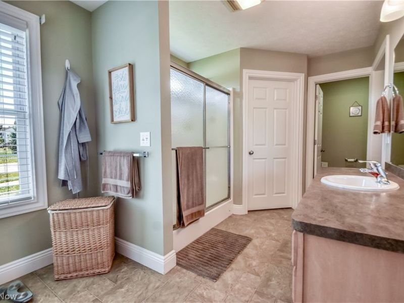 128 Stacey Court, Madison, OH 44057 Photo 12