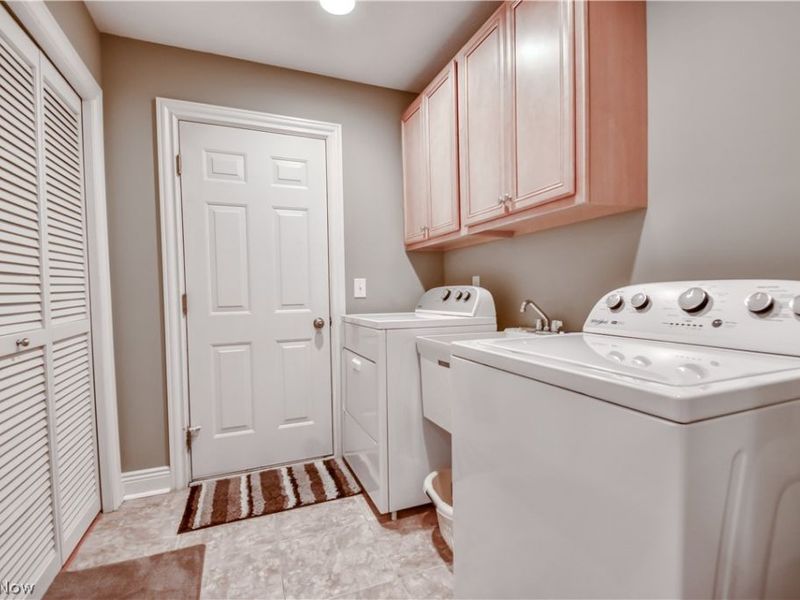 128 Stacey Court, Madison, OH 44057 Photo 17