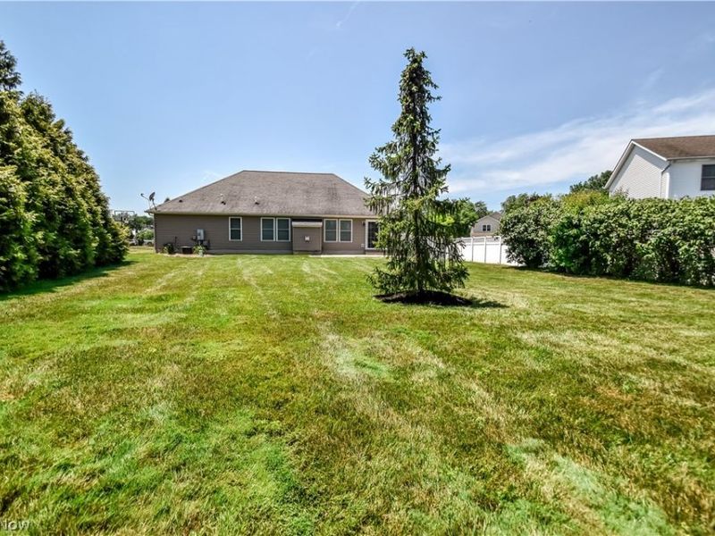 128 Stacey Court, Madison, OH 44057 Photo 21
