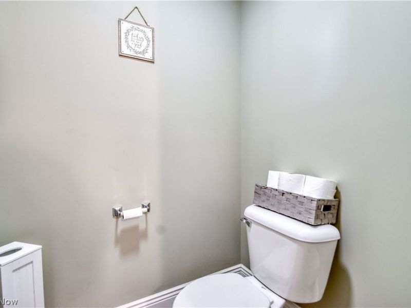 128 Stacey Court, Madison, OH 44057 Photo 34