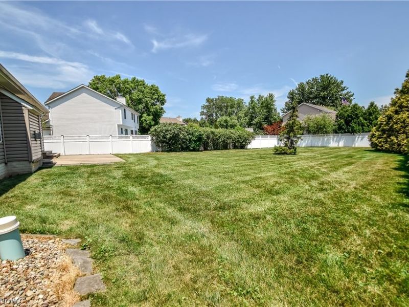 128 Stacey Court, Madison, OH 44057 Photo 41