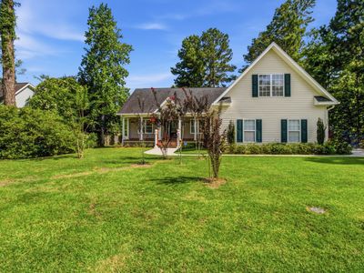 1074 Trotters Boulevard, Summerville, SC 29483